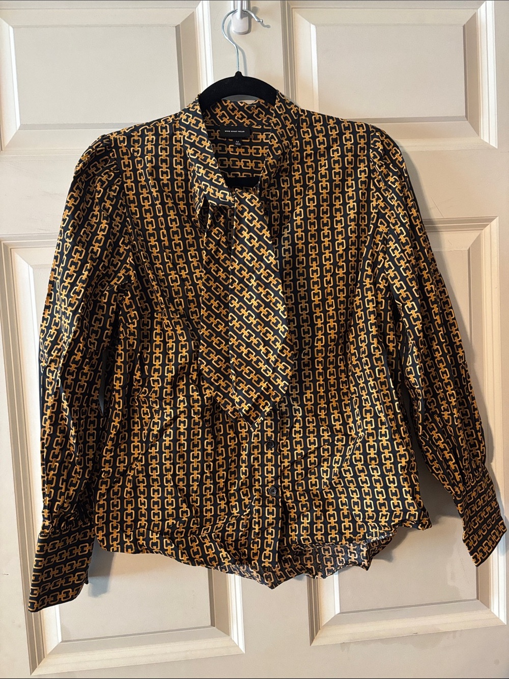 Gold-chain Pattern Button-Up with Tie Collar